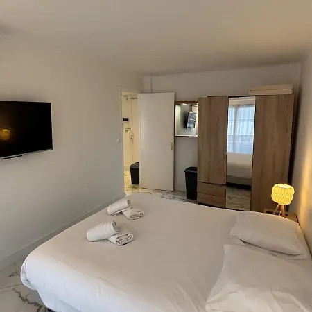 Le Camelia - Croisette On Foot, 2 Bedrooms, Terrace